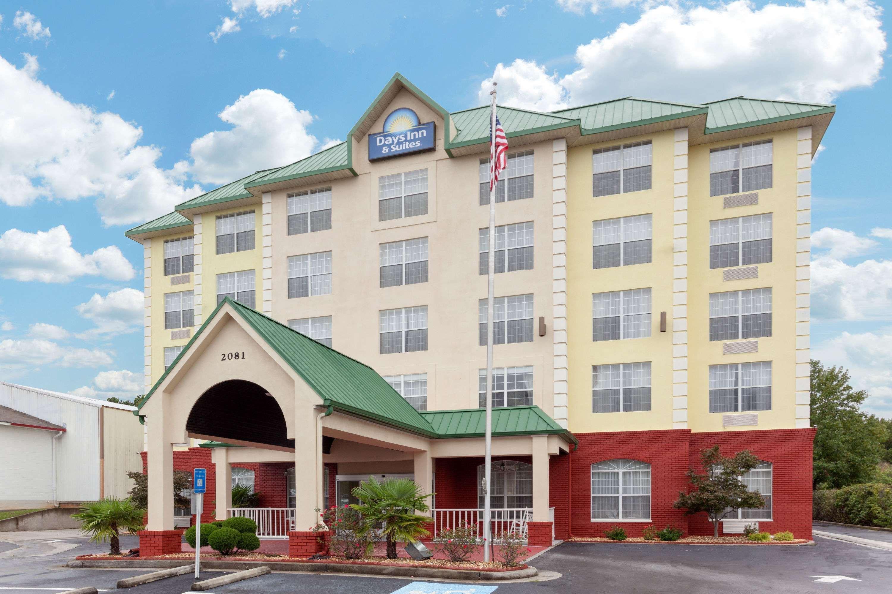 Days Inn & Suites By Wyndham Tucker/Northlake Exterior foto